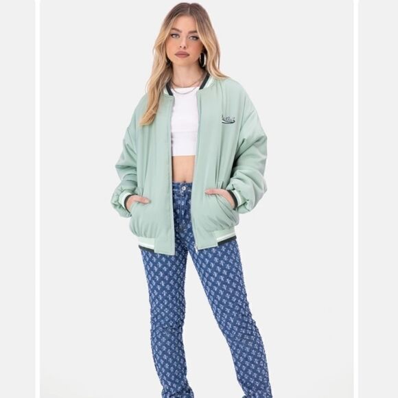 Adika Spoiled Girl Jacket - Picture 4 of 15